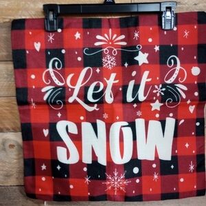 Set of 4 17" Square decorative pillow case covers Christmas holidays.